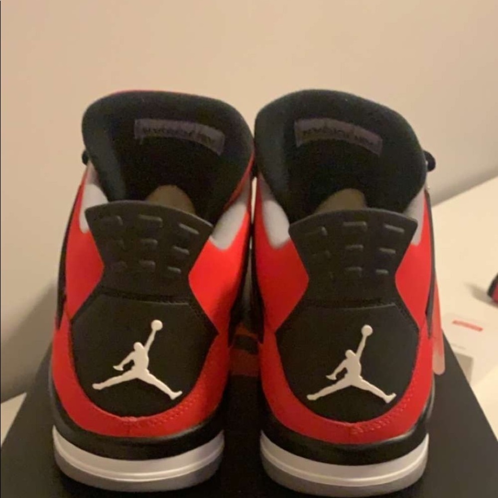 VNDS Air Jordan 4 Toro Bravo Size 12